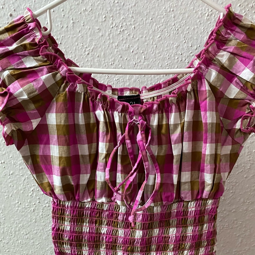Rue 21- M pink, beige, white, brown